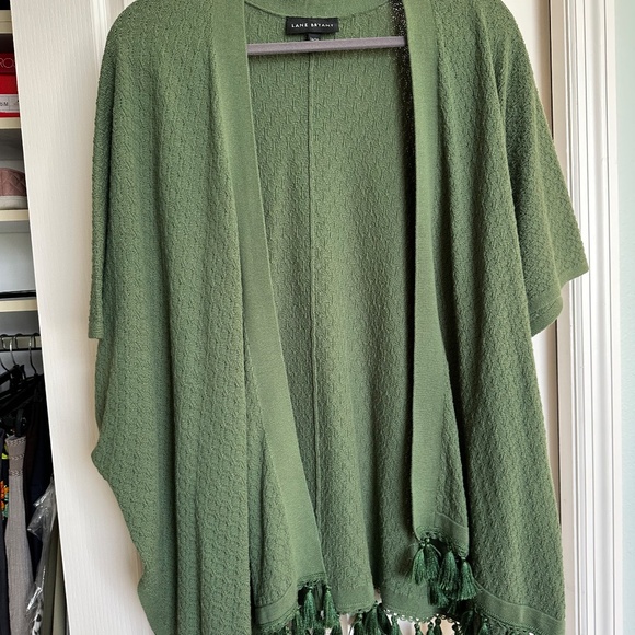 Lane Bryant Green Knit Tassel Overlay - Picture 2 of 5